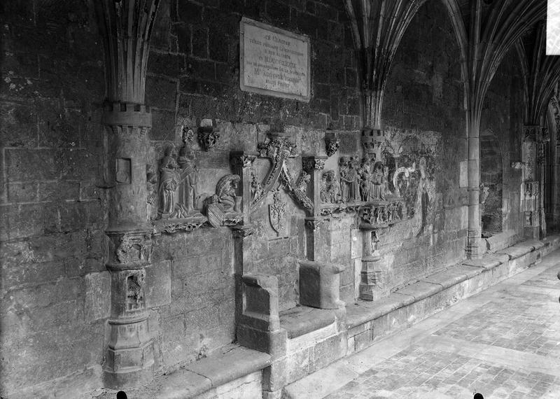 Sculptures du cloître