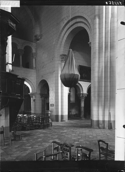 Intérieur, partie du transept nord