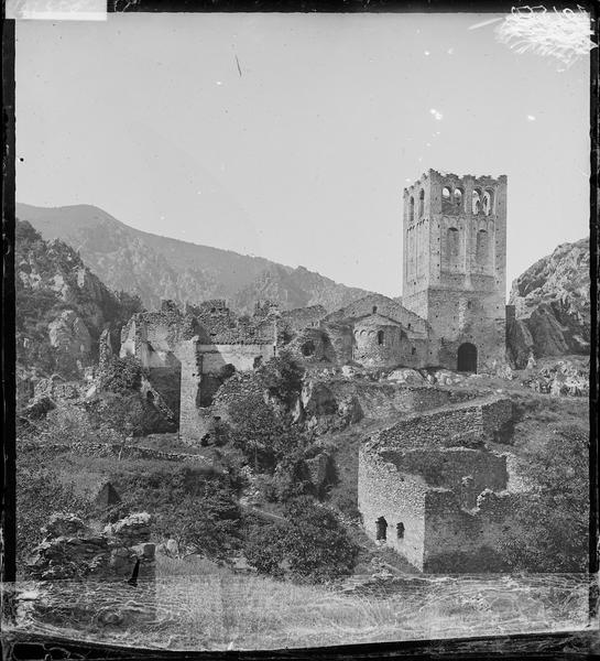 Ruines et clocher