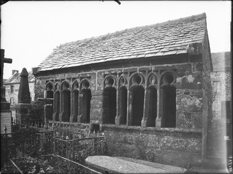 Façade
