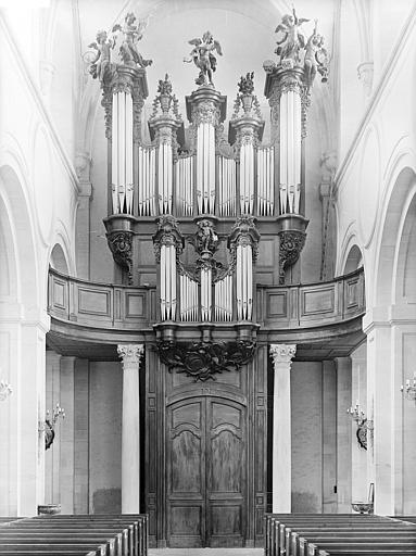 Vue intérieure : Buffet d'orgue