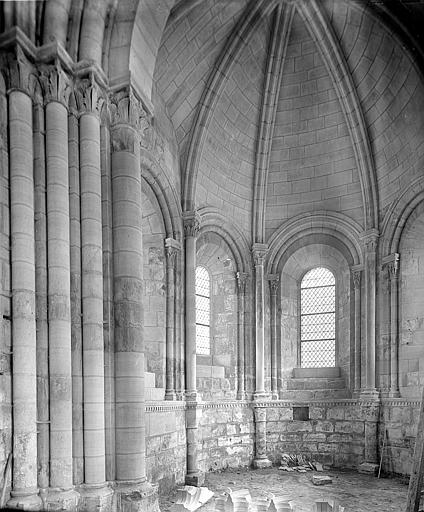 Vue intérieure du choeur