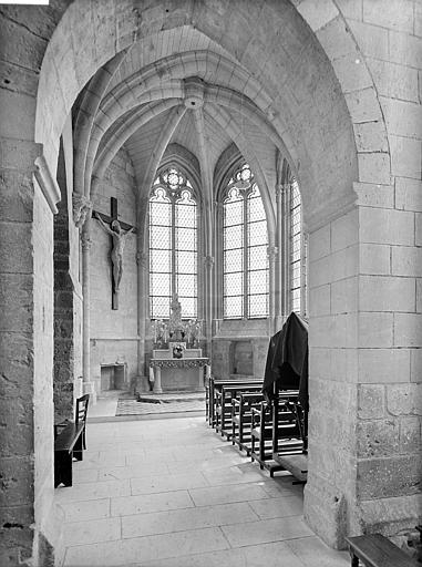 Vue intérieure de la chapelle absidiale