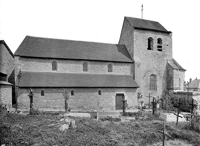 Ensemble sud : Clocher et cimetière