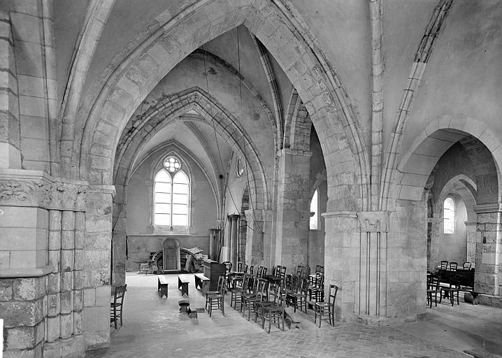 Vue intérieure du transept vers le bras sud