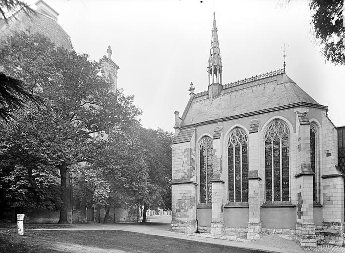 Chapelle : Ensemble sud vu depuis le sud-est