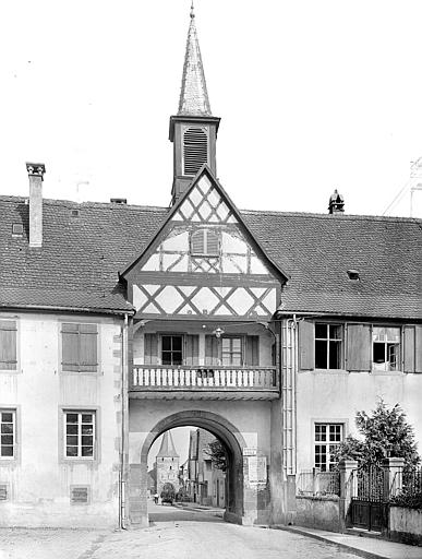 Porte du milieu, façade extérieure