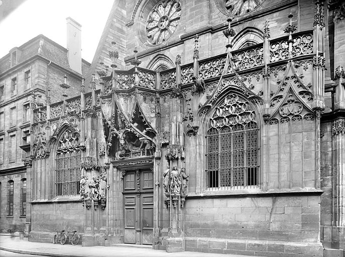 Façade nord, portail Saint-Laurent vu depuis l'angle ouest