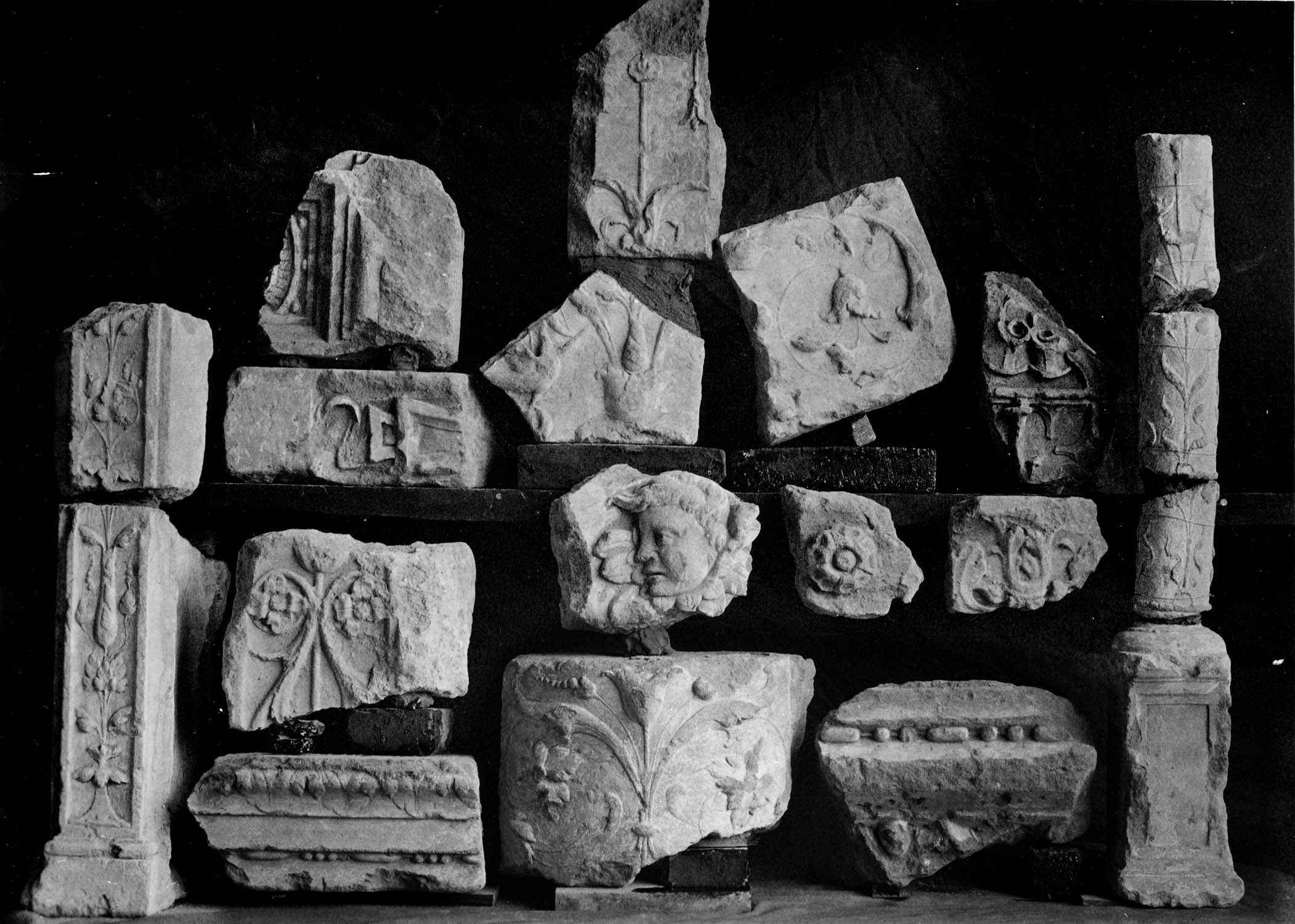 Fragments de l’ancien jubé