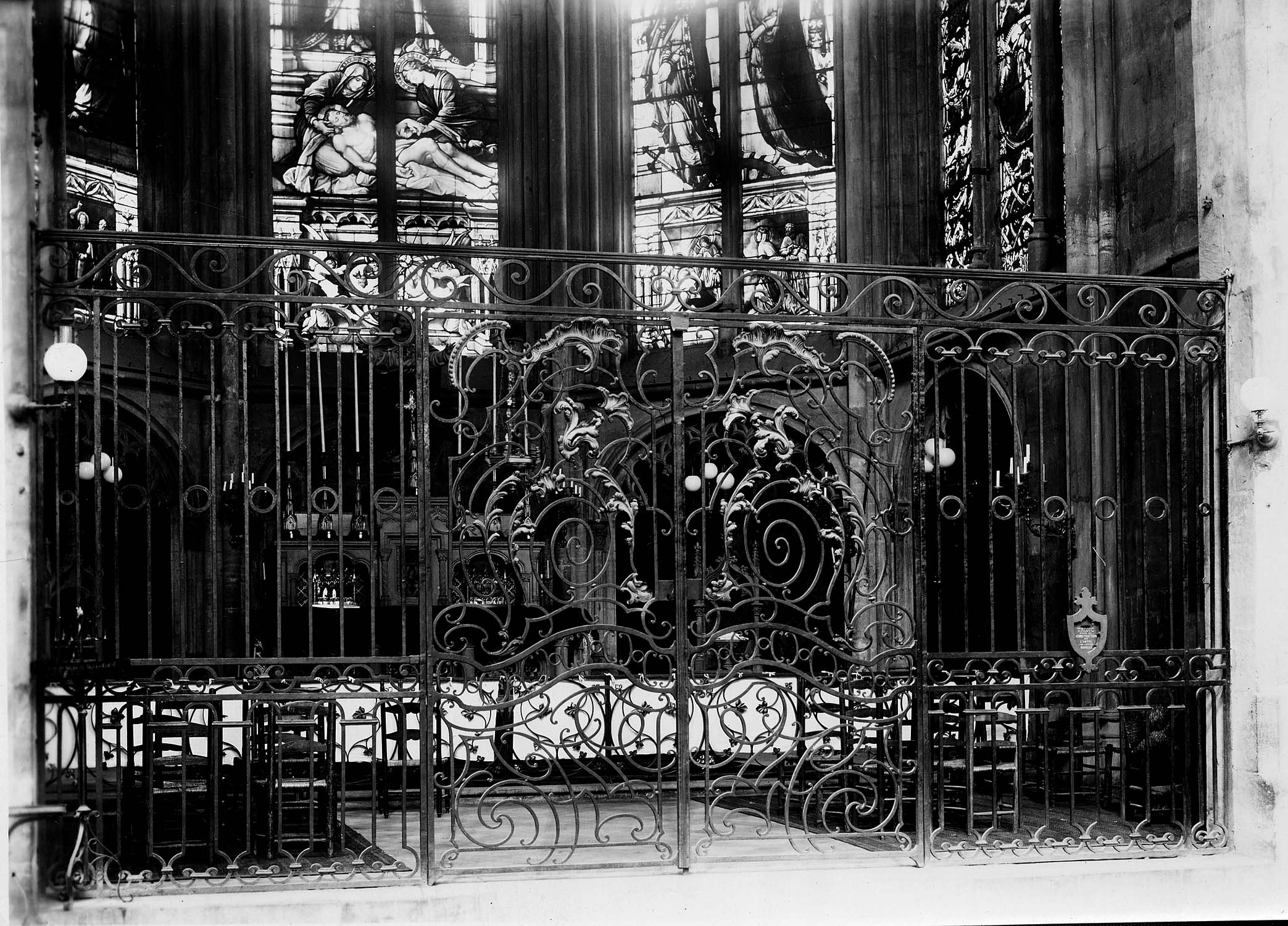 Grille de clôture de la chapelle du Sacré-Cœur