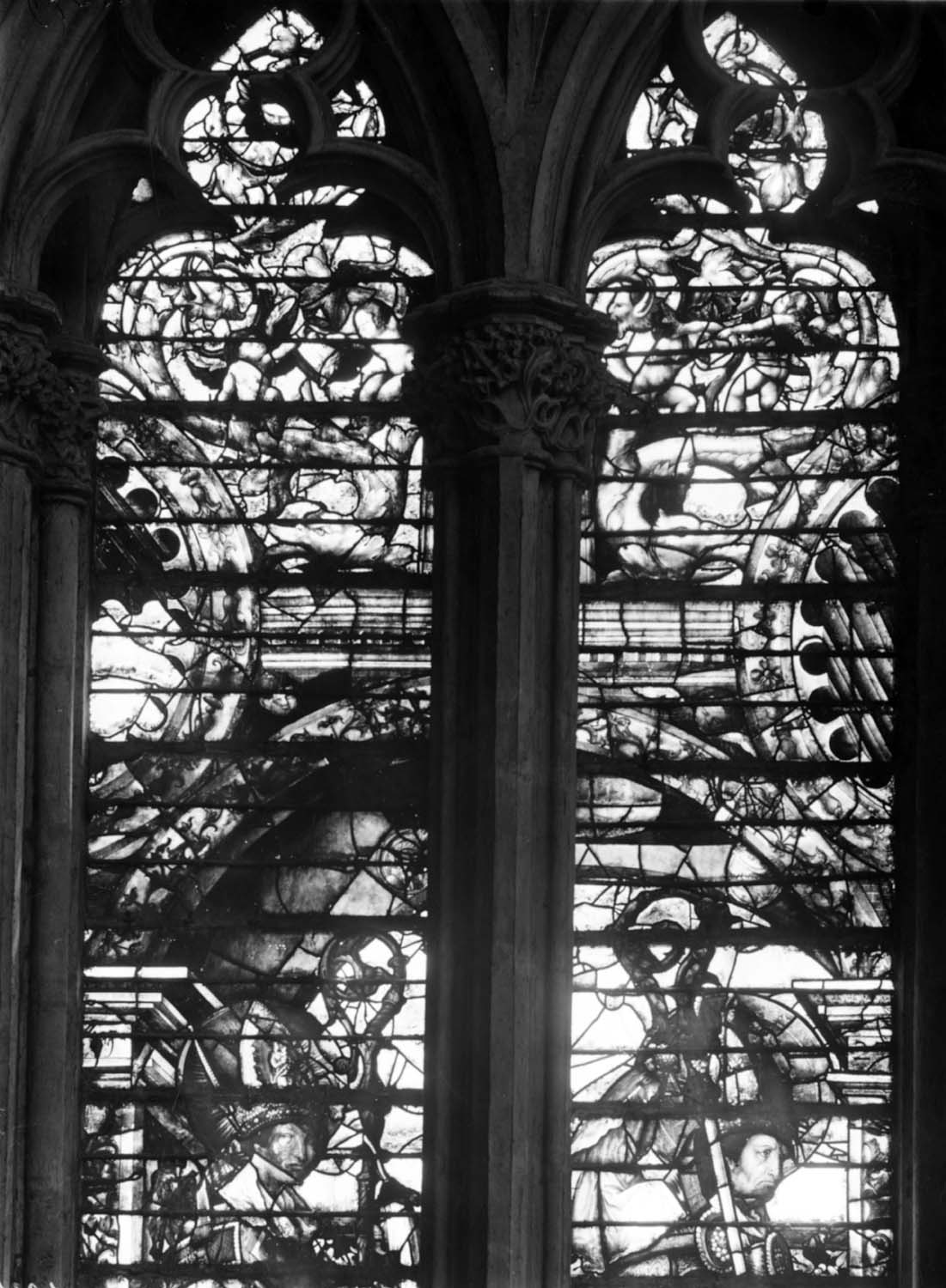 Grande fenêtre du transept sud : saint Céleste et saint Ligon