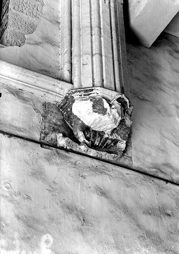 Boeuf ou lion, cul de lampe de la 1ère travée de la chapelle haute