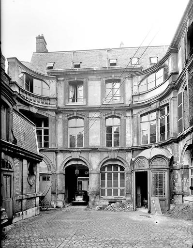 Façade sur cour