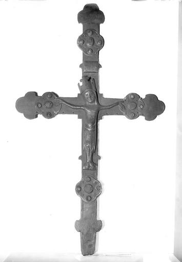 Croix processionnelle romane en cuivre, n°71