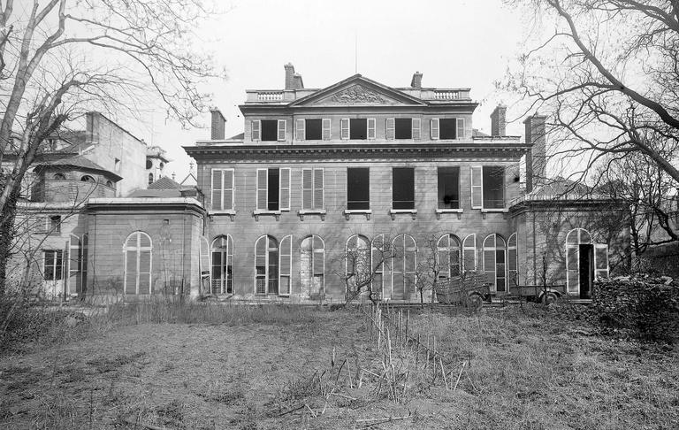 Façade sur jardin