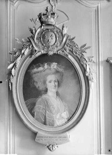 Madame Adélaïde, portrait, dans le salon - © Ministère de la Culture (France), Médiathèque du patrimoine et de la photographie, diffusion RMN-GP