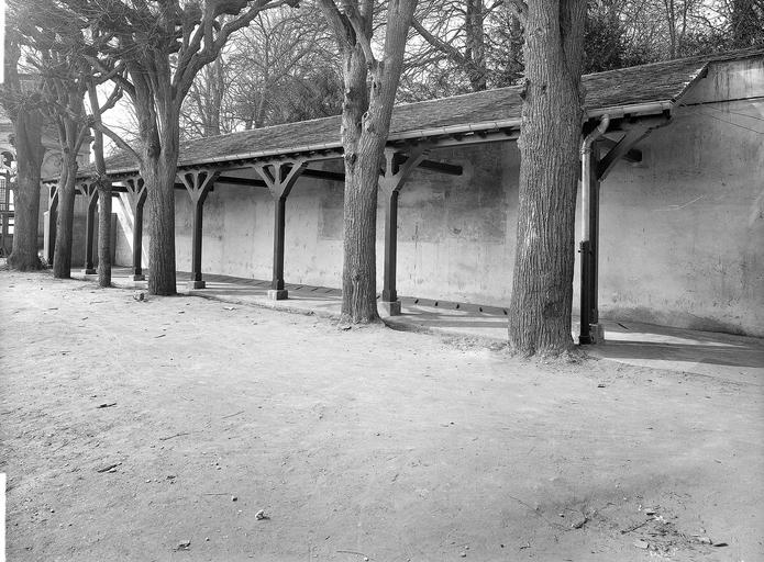 Remise à bicyclettes