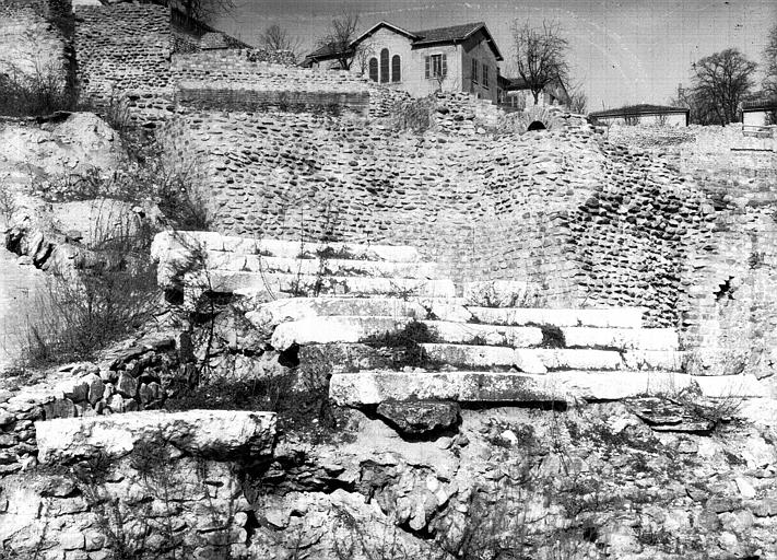 Théâtre : Partie supérieure centrale des gradins