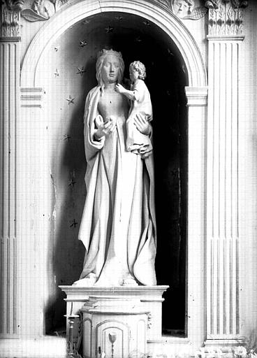 Statue : Vierge à l'Enfant