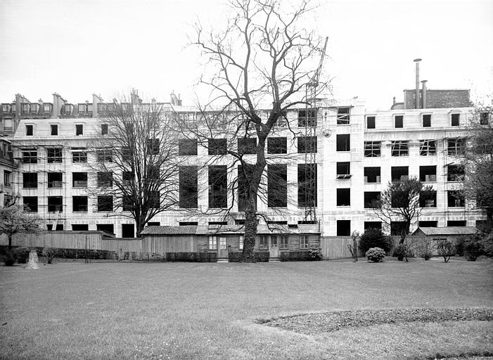 Façade sur jardin