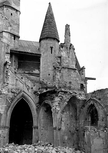 Bras du transept vu de la nef