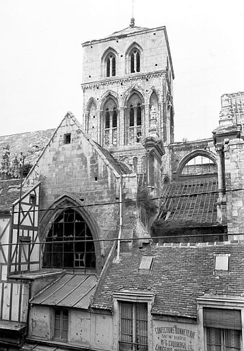 Clocher côté nord et transept