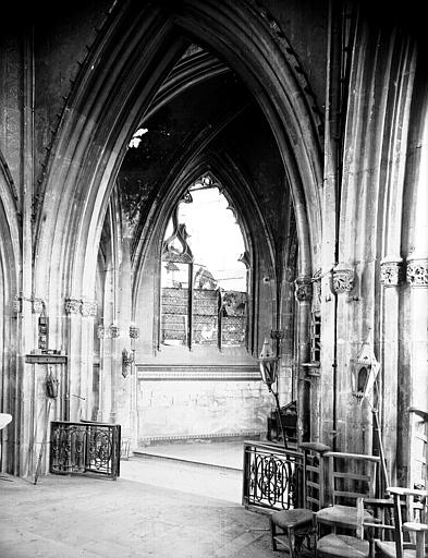 Collatéral sud du choeur : Travée de la chapelle latérale