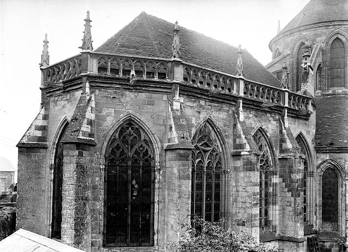 Abside, côté nord-est : chapelle centrale