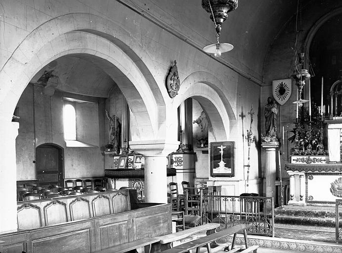 Vue intérieure de la nef : Arcades de la chapelle contiguë au choeur