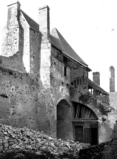 Vestiges de l'enceinte fortifiée