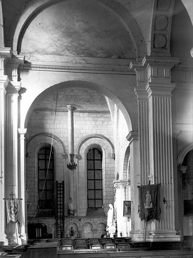 Vue intérieure du transept nord