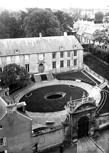 Vue générale aérienne prise de la tour de la cathédrale