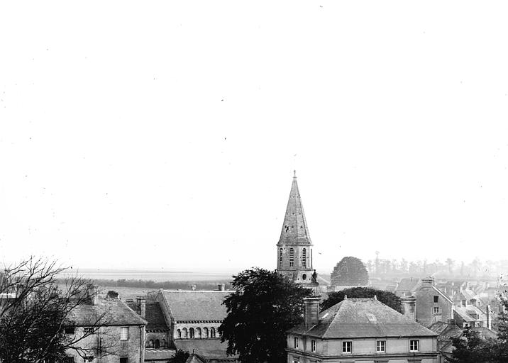 Vue de la tour centrale, prise d'une hauteur