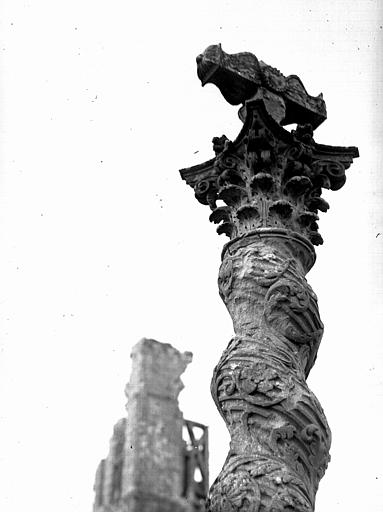 Colonne du cimetière