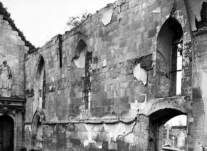 Vue intérieure du choeur : Mur latéral sud