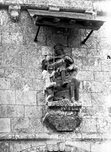 Façade nord : statue de saint Martin