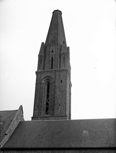 Clocher, côté sud