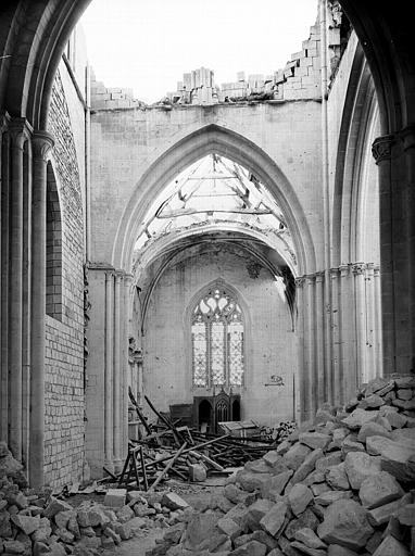 Bras gauche du transept et charpentes