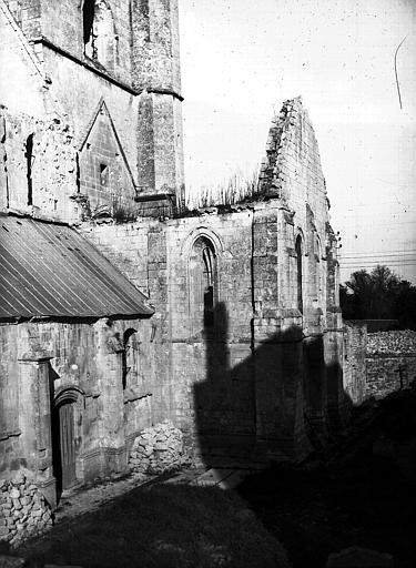 Transept sud vu de côté