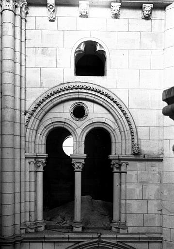 Vue intérieure du transept sud : Triforium