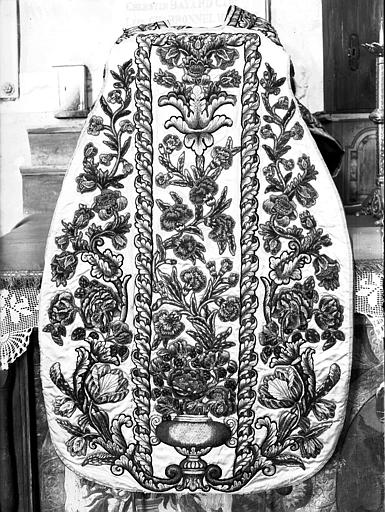 Deuxième chasuble : face