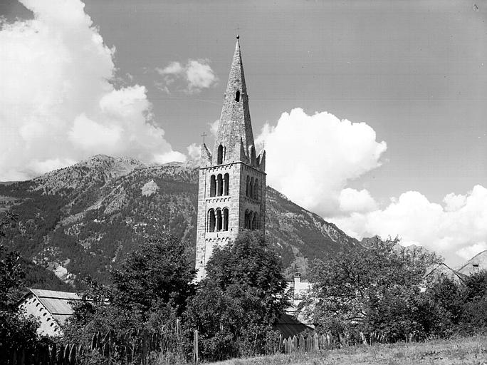 Clocher, côté nord-est