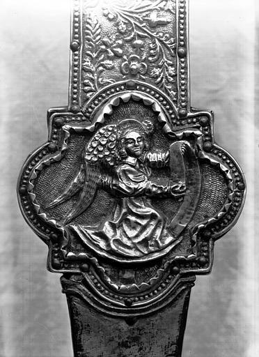 Croix processionnelle, argent (16e), revers, partie inférieure