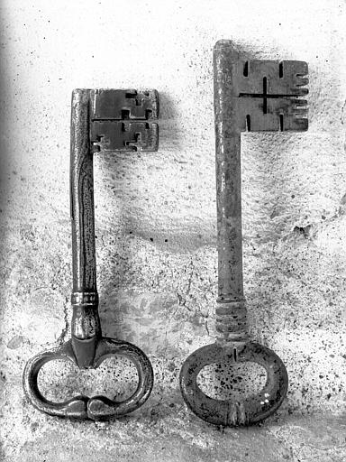 Deux clefs de l'église