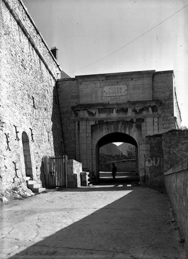 Porte d'Embrun