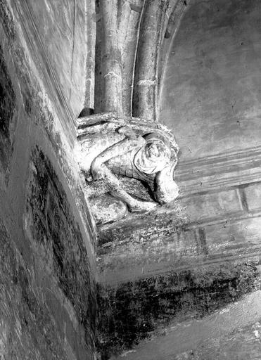 Salle de la Conciergerie, culot d'angle