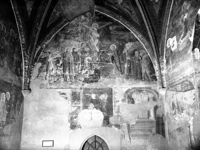 Intérieur, paroi ouest de la chapelle Saint-Jean, ensemble