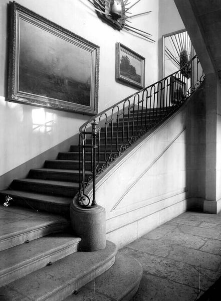 Escalier de l'aile droite