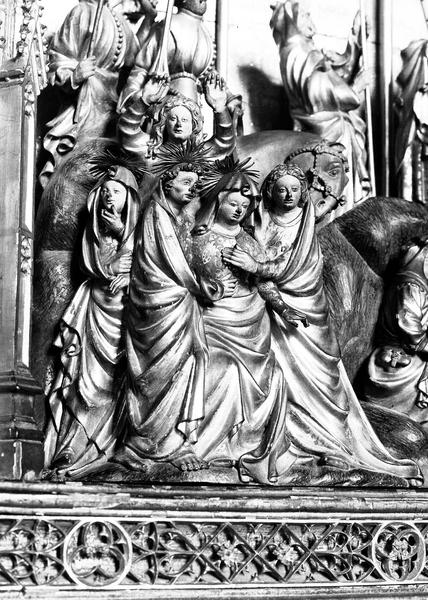 Retable ouvert, partie centrale : la Crucifixion, détail - © Ministère de la Culture (France), Médiathèque du patrimoine et de la photographie, diffusion RMN-GP