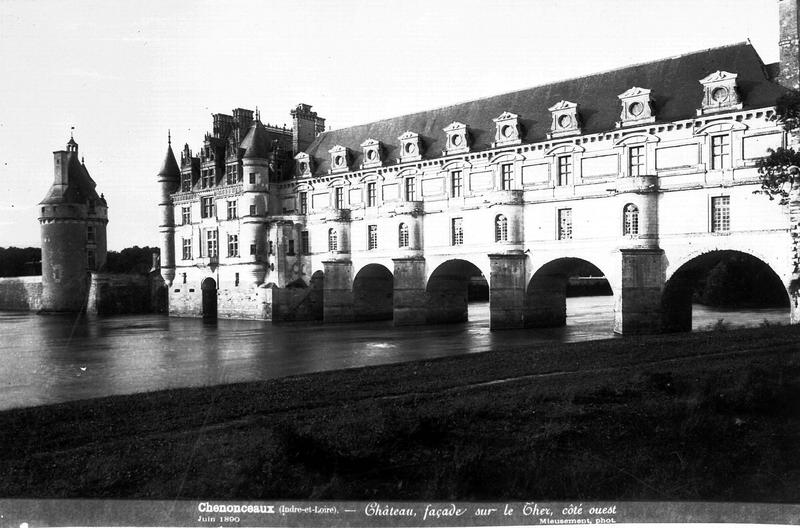 Façade sur le Cher, côté ouest